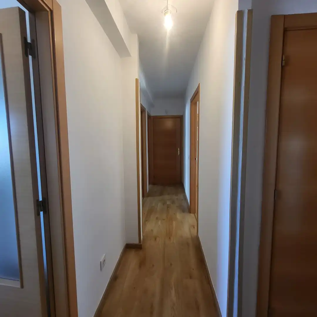 Piso en venta en Ávila con Calefacción, Terraza y Trastero