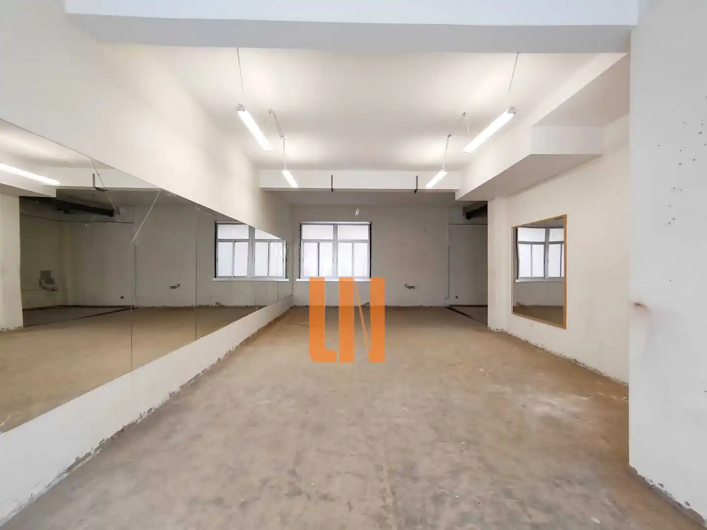 Local en venta en Centro - Juan Flórez - Plaza Pontevedra