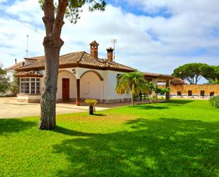 Jardí de Casa o xalet en venda en Chiclana de la Frontera amb Aire condicionat, Calefacció i Piscina