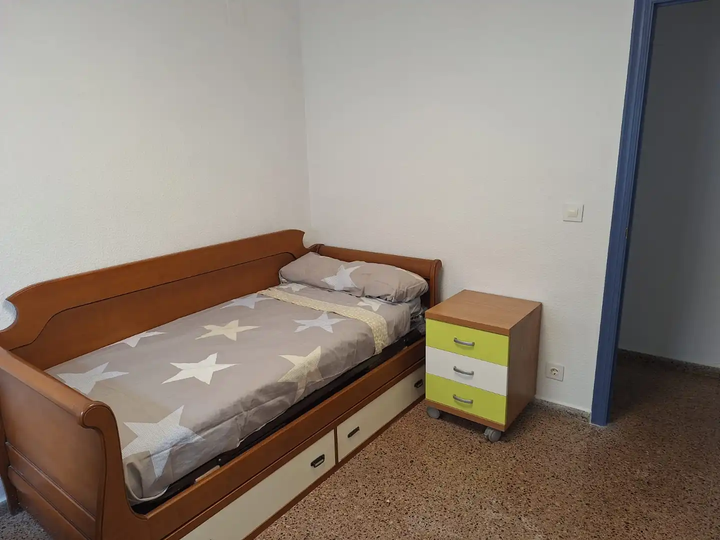 Habitación de Piso de alquiler en San Vicente del Raspeig / Sant Vicent del Raspeig con Aire acondicionado, Amueblado y Horno