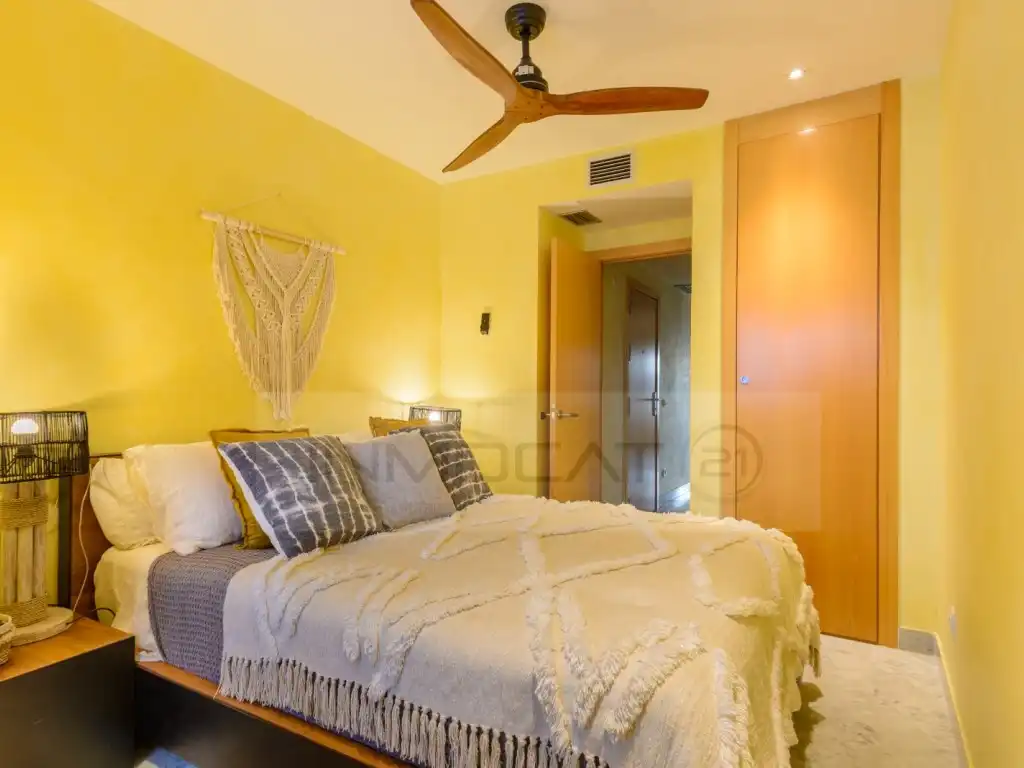 Piso con ascensor en venta en Marina Botafoc - Platja de Talamanca, imagen 16