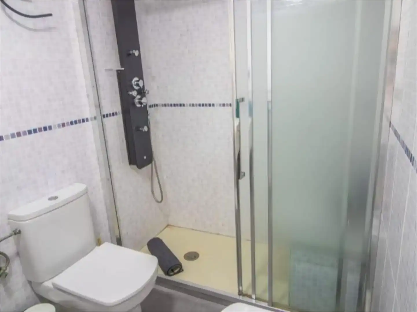 Badezimmer von Wohnung zur Miete in Málaga Capital mit Klimaanlage