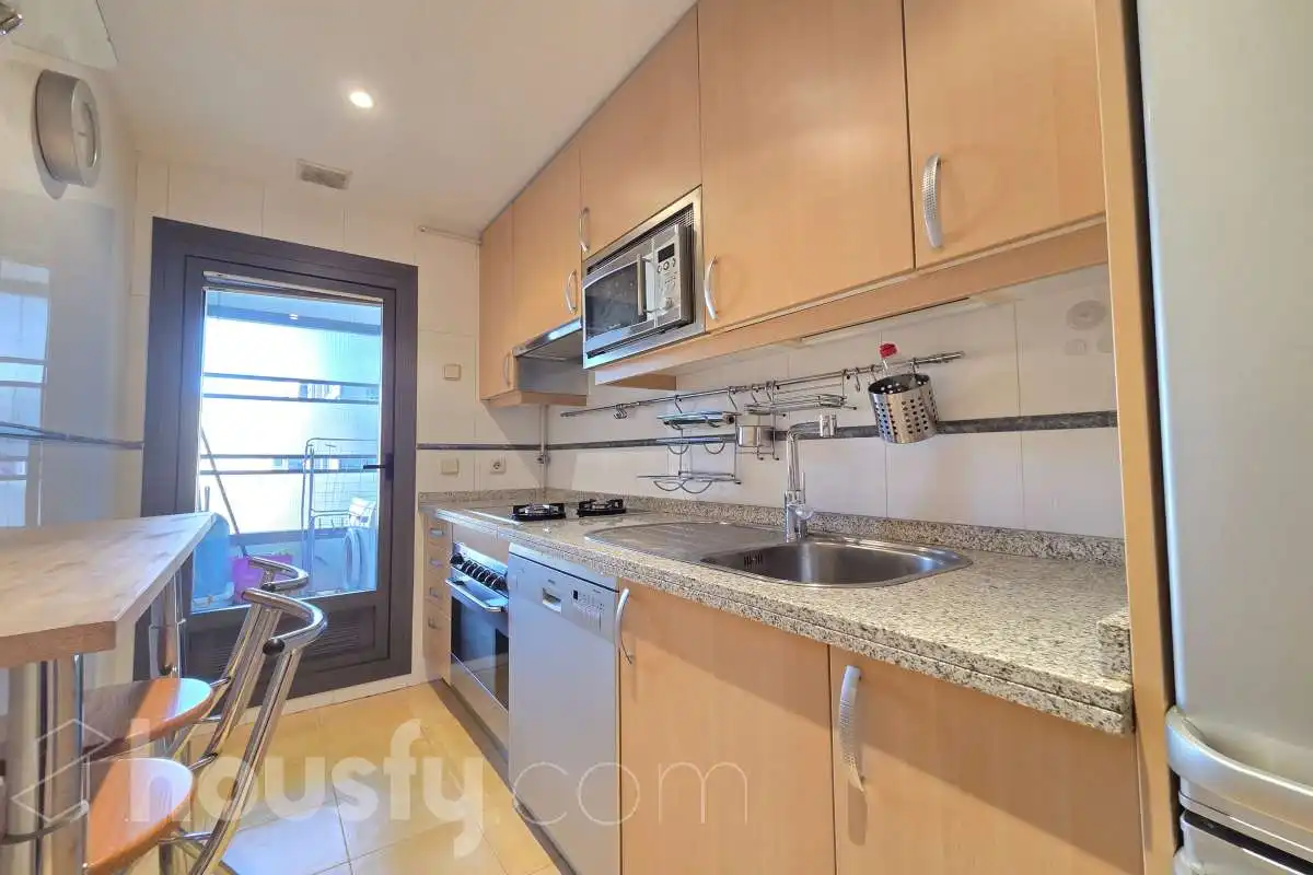 Kitchen of Flat for rent in Madrid  with Air Conditioner, Heating and Parquet flooring