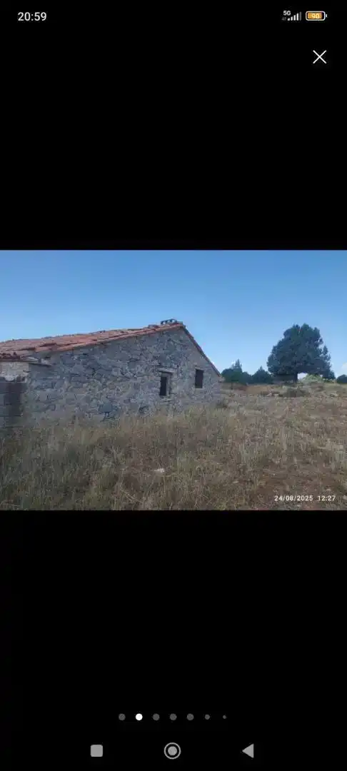 Casa o xalet en venda en La Puebla de Valverde amb Jardí privat i Traster