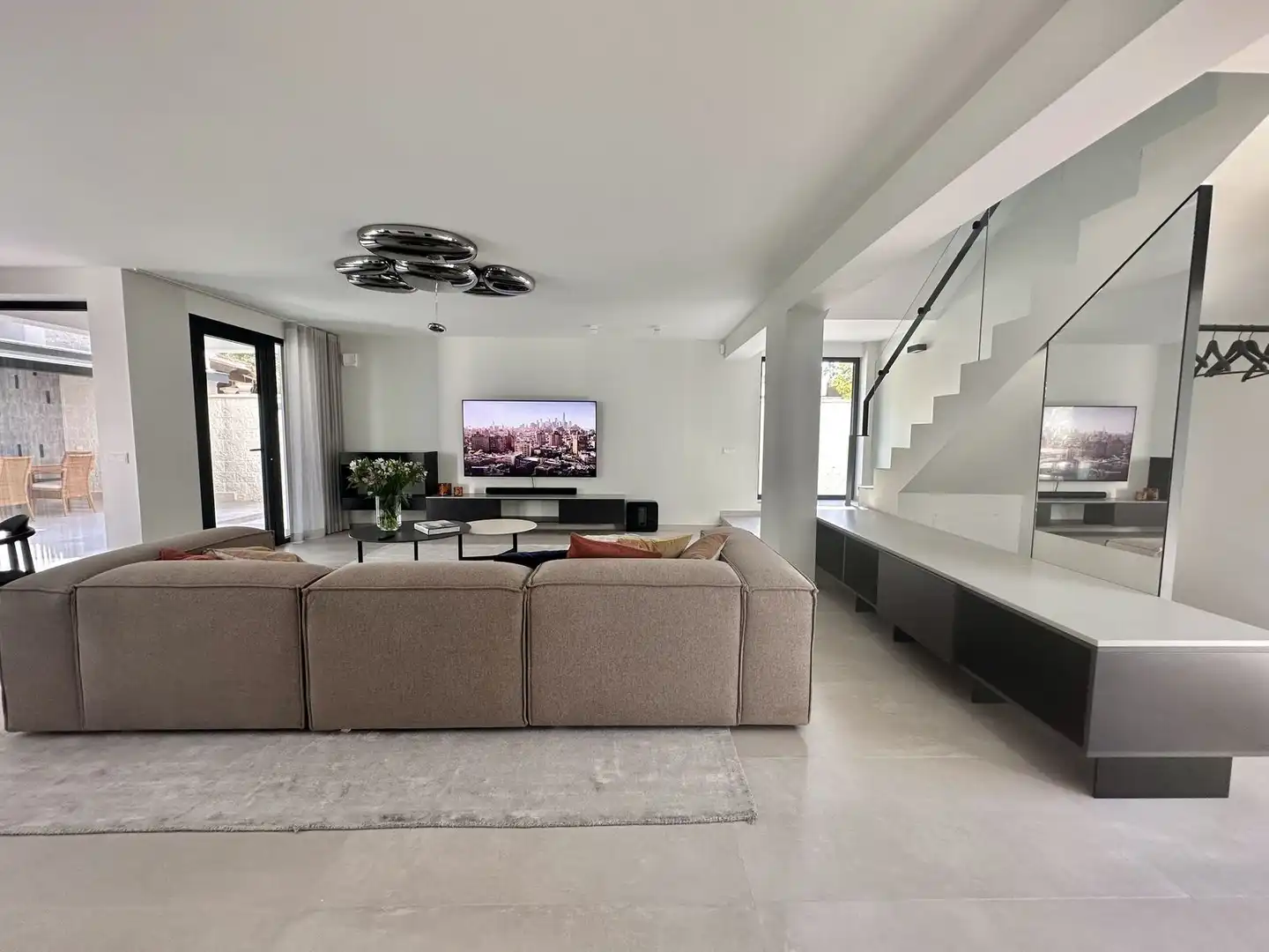 Chalet con terraza en venta en Urbanizacion Lomas de Rio Verde 9A, imagen 2