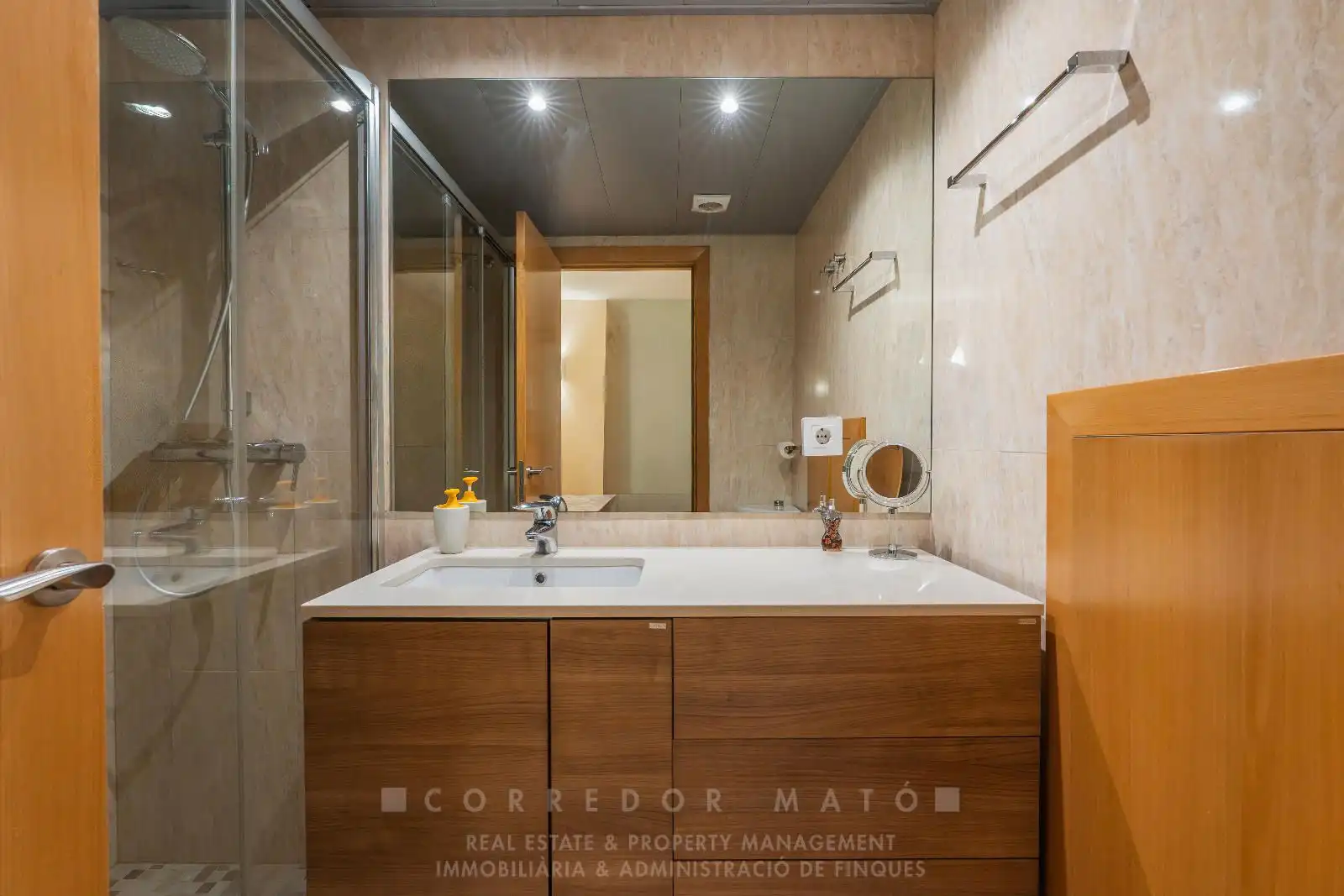 Apartment with lift for sale in Passeig del Mar, imagen 10