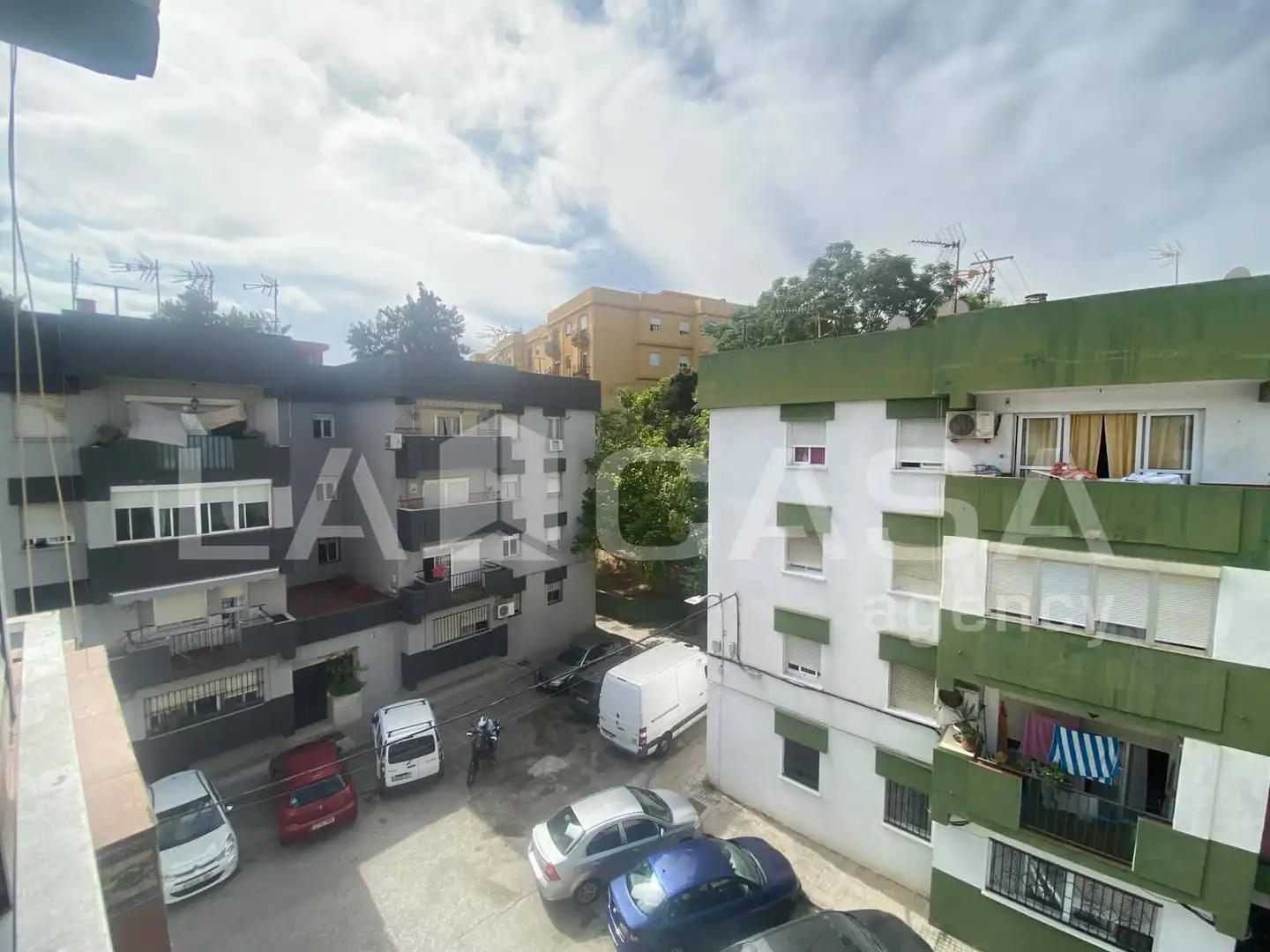 Vista exterior de Piso en venta en Algeciras