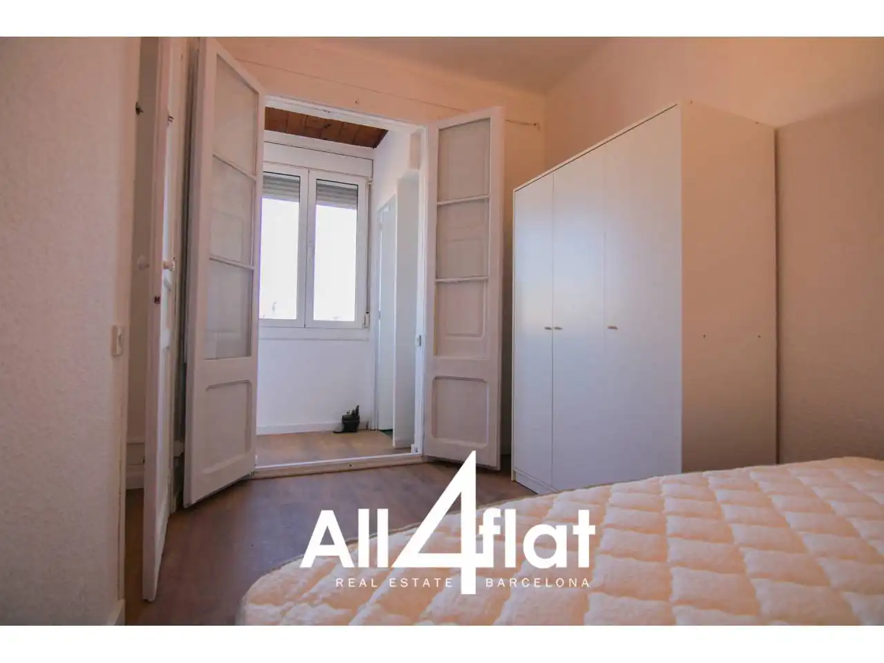 Schlafzimmer von Wohnung zur Miete in Barcelona mit Heizung, Möbliert und Alarm