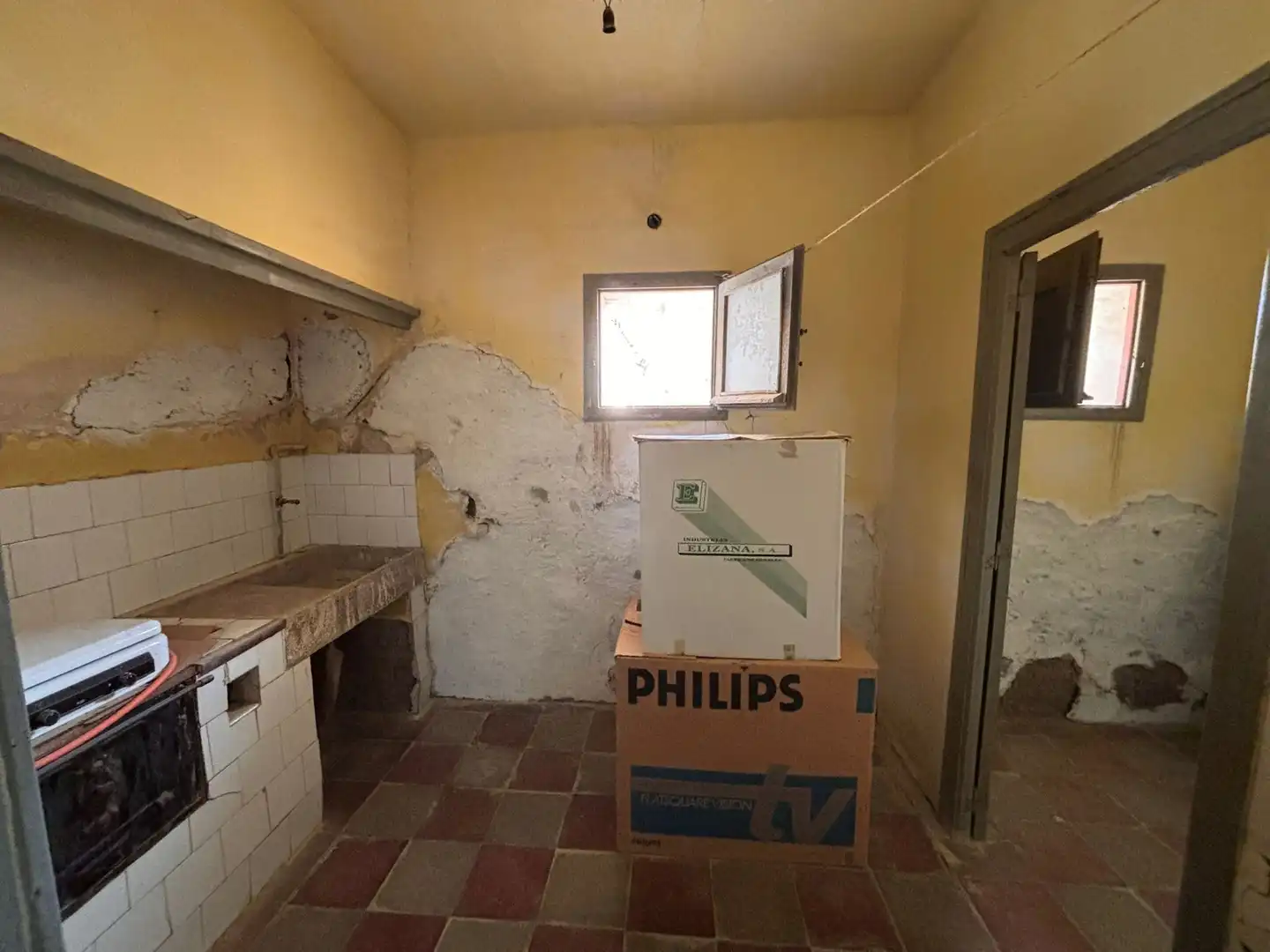 Kitchen of Country homes for sale in Sariñena