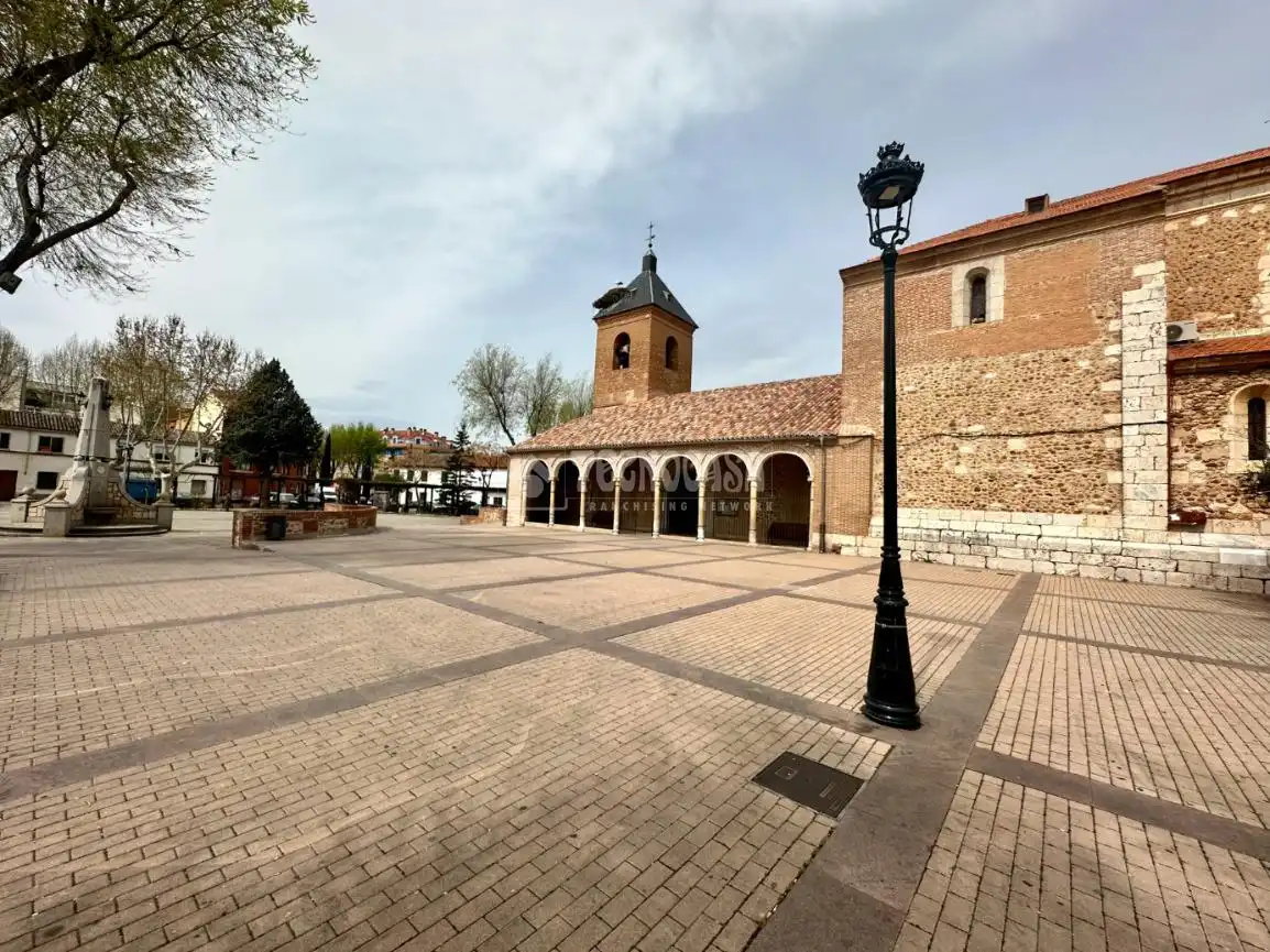 Vista exterior de Piso en venta en Alovera con Aire acondicionado, Calefacción y Terraza