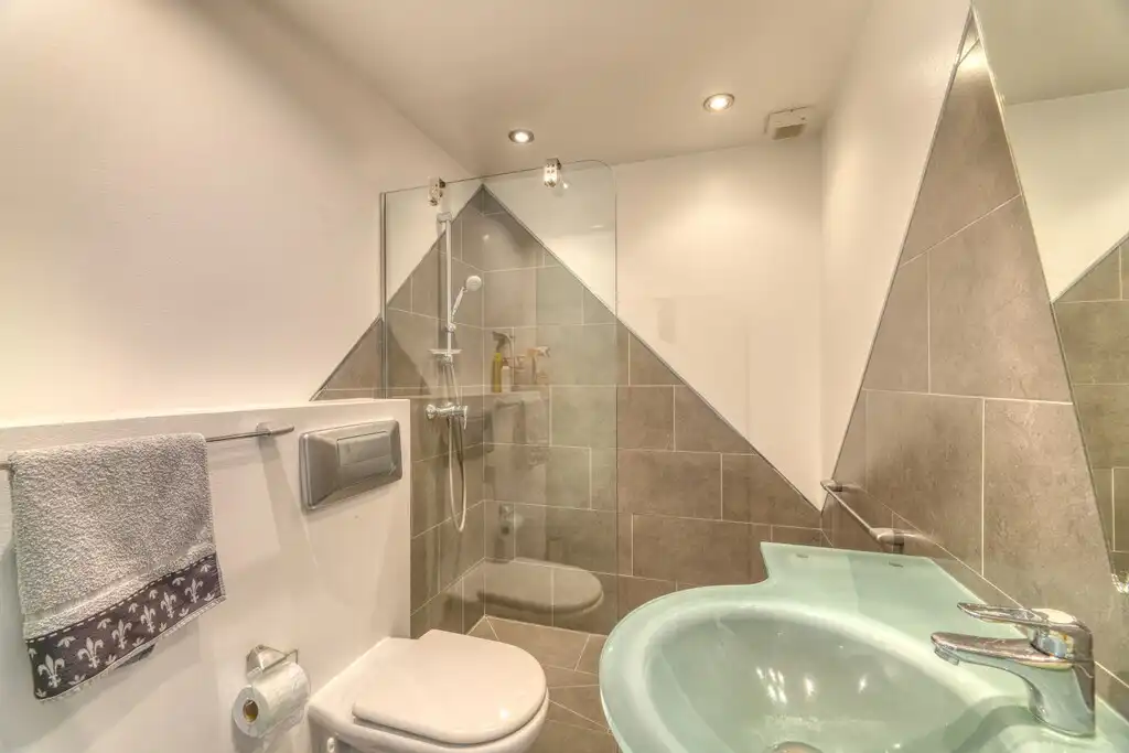 Bathroom of Attic for sale in Calvià  with Terrace and Community pool