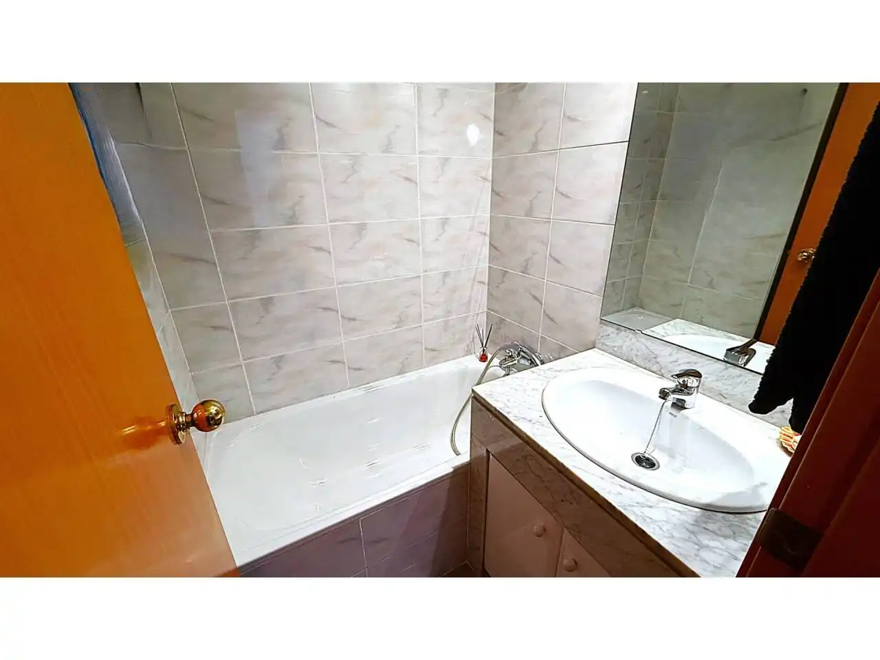 Bathroom of Flat for sale in Cornellà de Llobregat  with Balcony