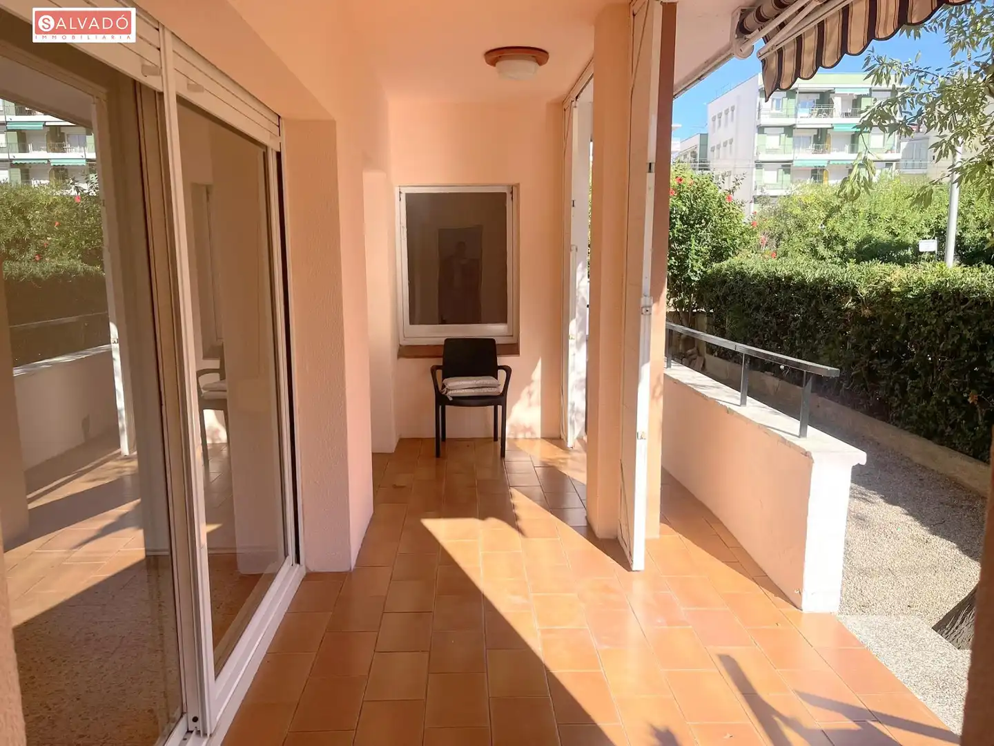 Terrasse von Erdgeschoss zum Verkauf in Calafell mit Heizung, Privatgarten und Terrasse