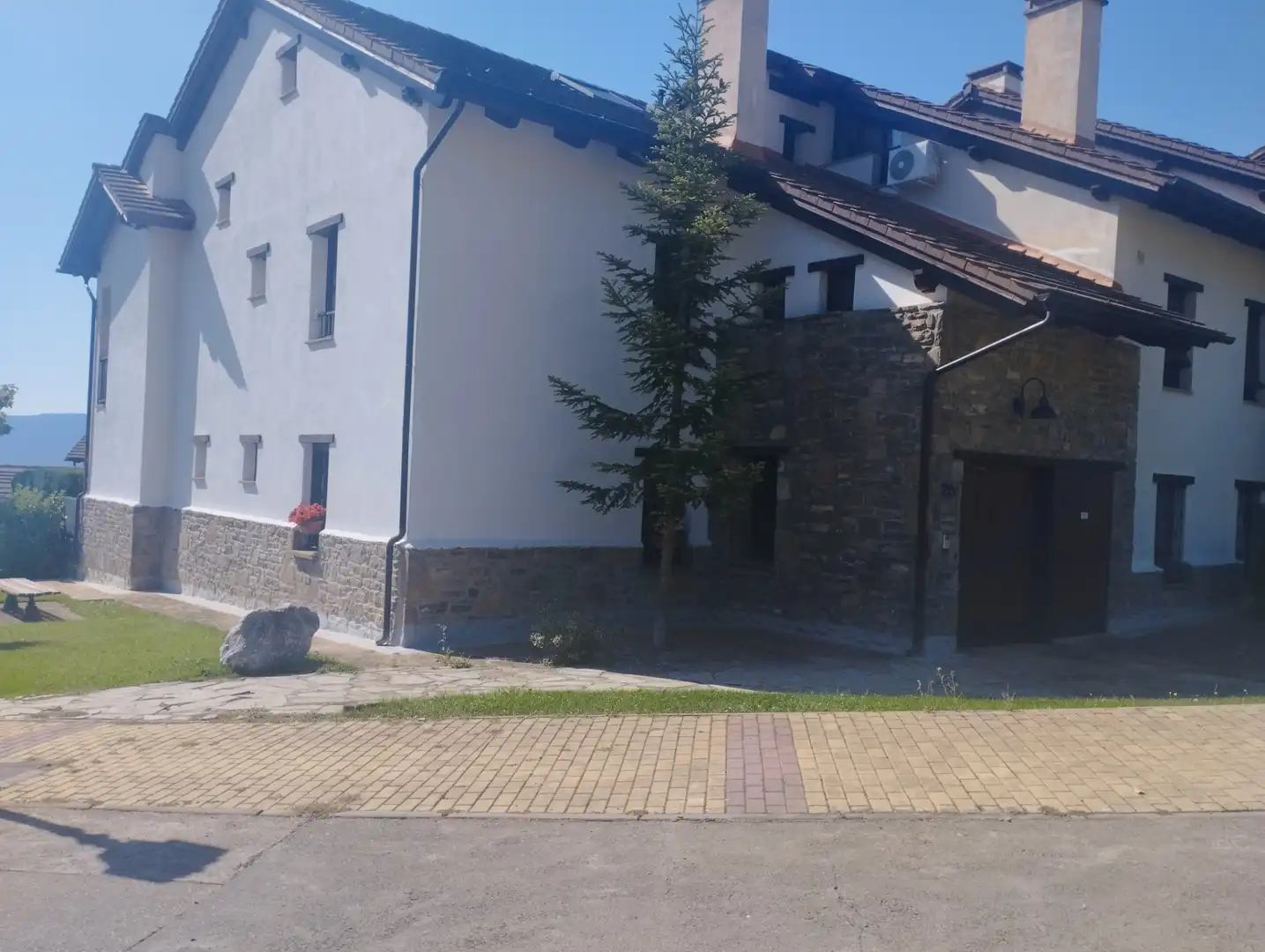 Vista exterior de Dúplex en venta en Jaca con Aire acondicionado, Calefacción y Parquet