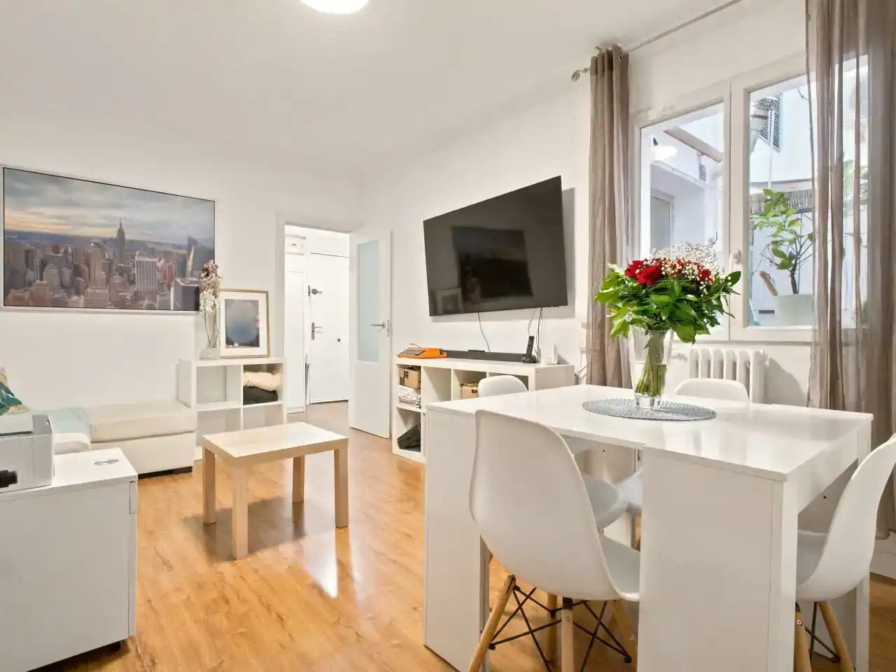 Sala d'estar de Pis en venda en  Madrid Capital