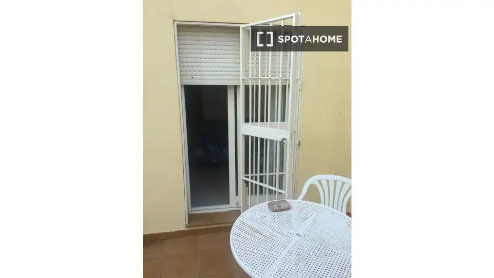 Room in Carranque - Haza Cuevas