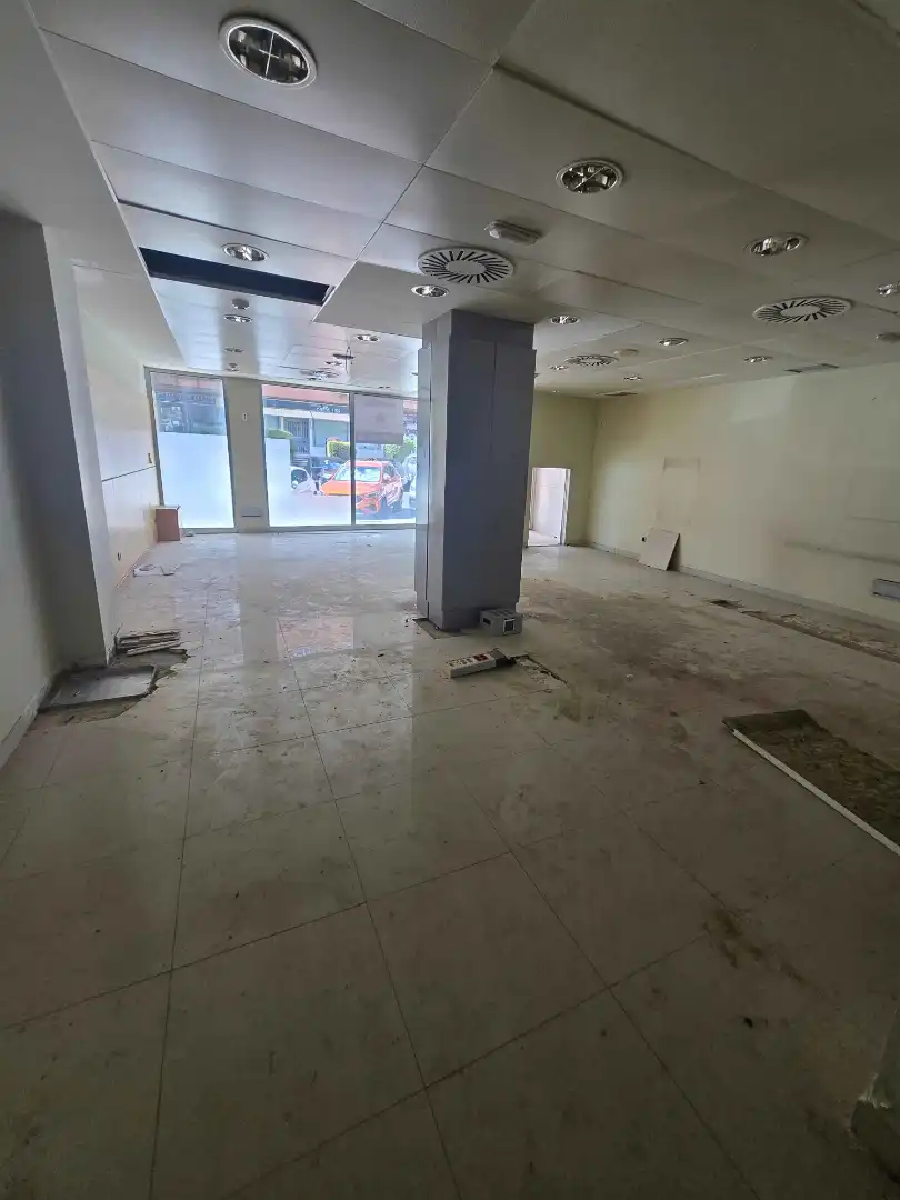 Local en venta en Coslada con Aire acondicionado