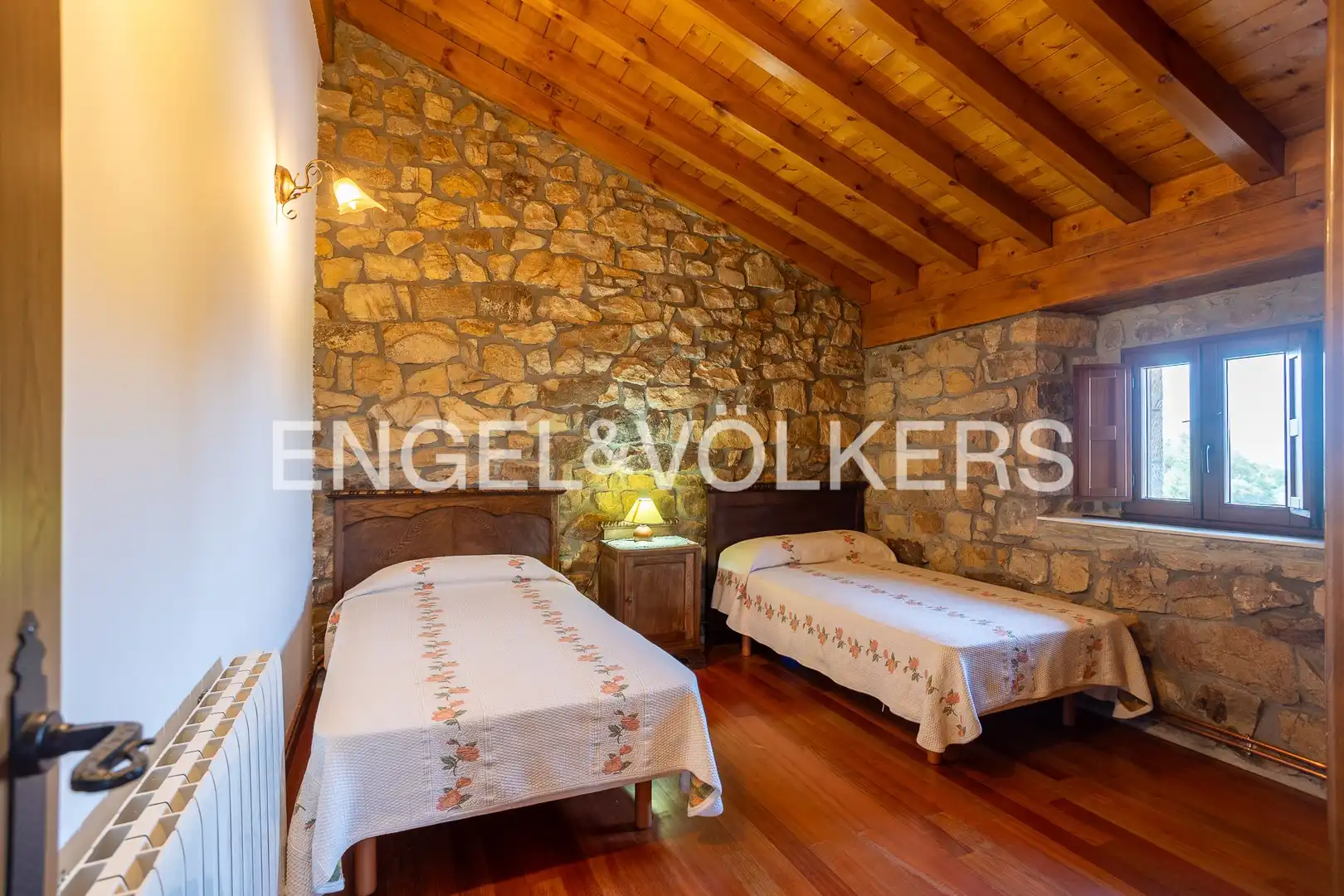 Finca rústica en venta en Villacarriedo con Calefacción, Jardín privado y Terraza