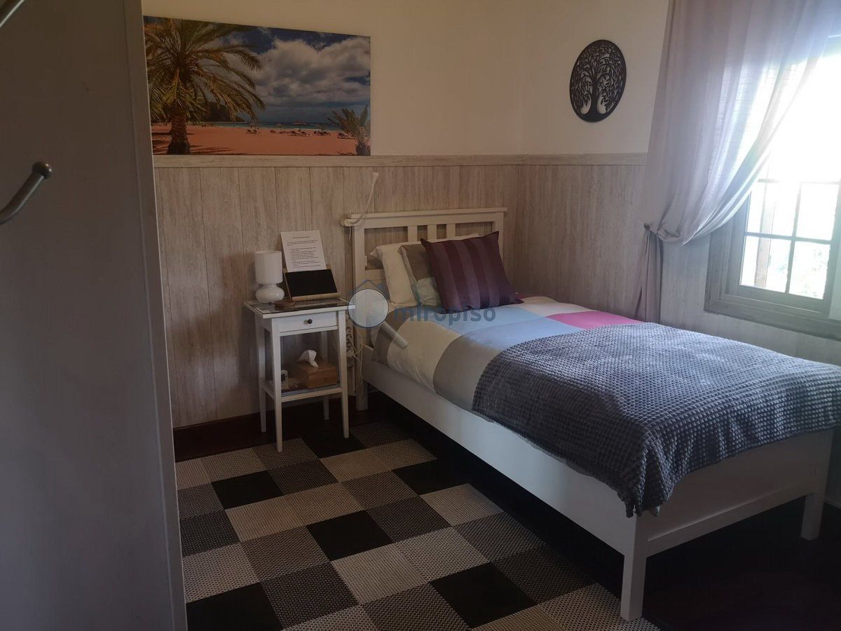Habitación de Piso de alquiler en El Rosario con Terraza