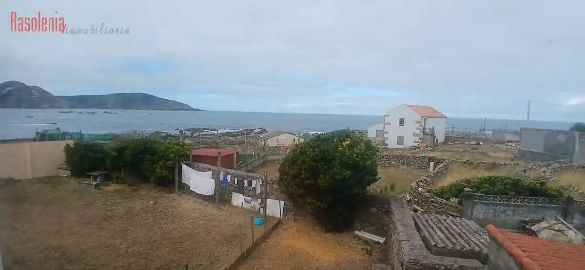 Detached homes for sale in Muxía  with Heating, Private garden and Storage room