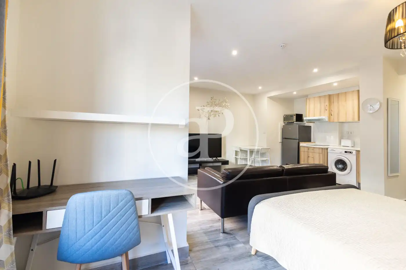 Dormitori de Loft de lloguer en Valencia amb Aire condicionat, Calefacció i Moblat