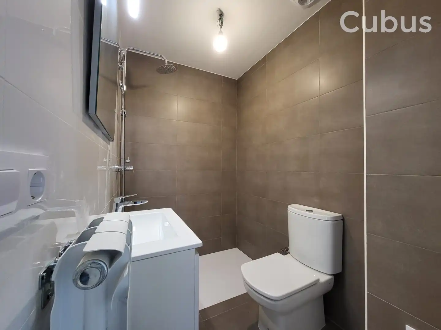 Baño de Dúplex en venta en Olot con Aire acondicionado, Calefacción y Terraza