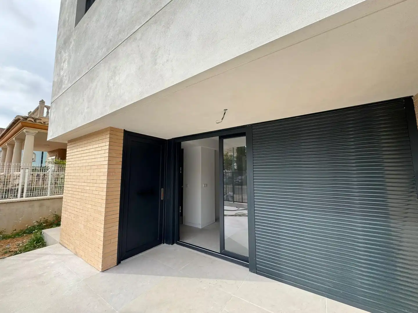 Casa amb terrassa en venda a Avenida Diputacion, imagen 2