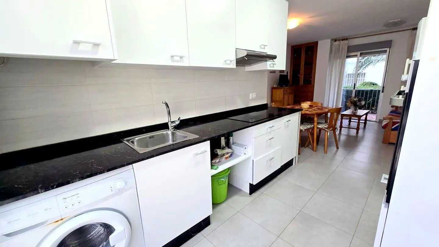 Mini appartamento con ascensore in affitto a Marítim De Neptú 58, imagen 13