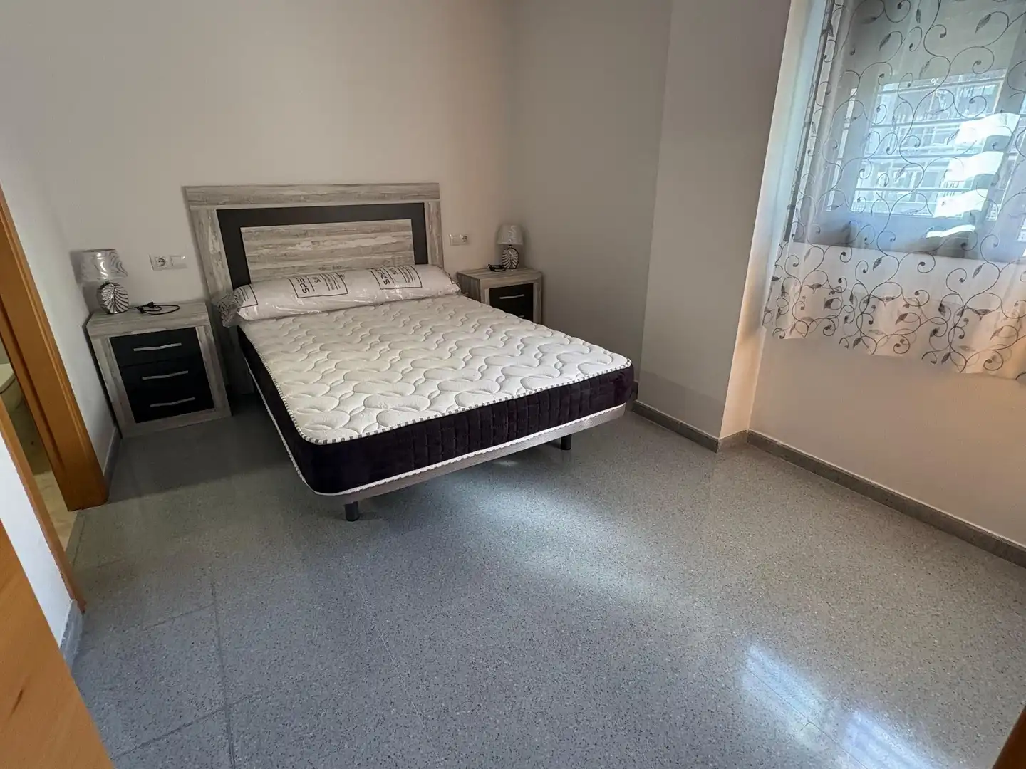 Habitación de Piso de alquiler en Elche / Elx con Aire acondicionado