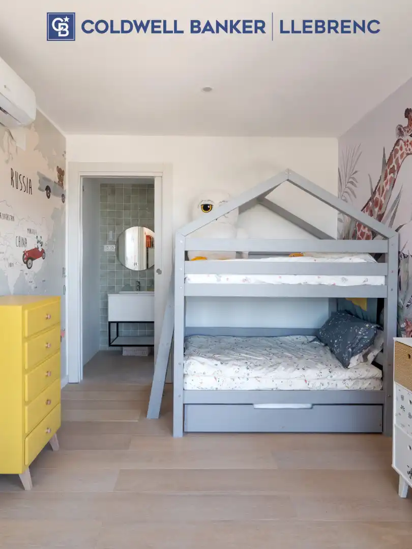 Habitación de Casa o chalet en venta en Barcelona con Aire acondicionado, Calefacción y Jardín privado