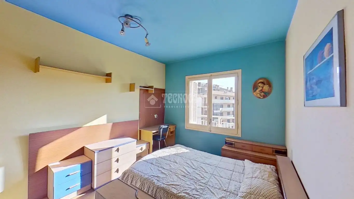Habitación de Piso en venta en Manresa con Balcón