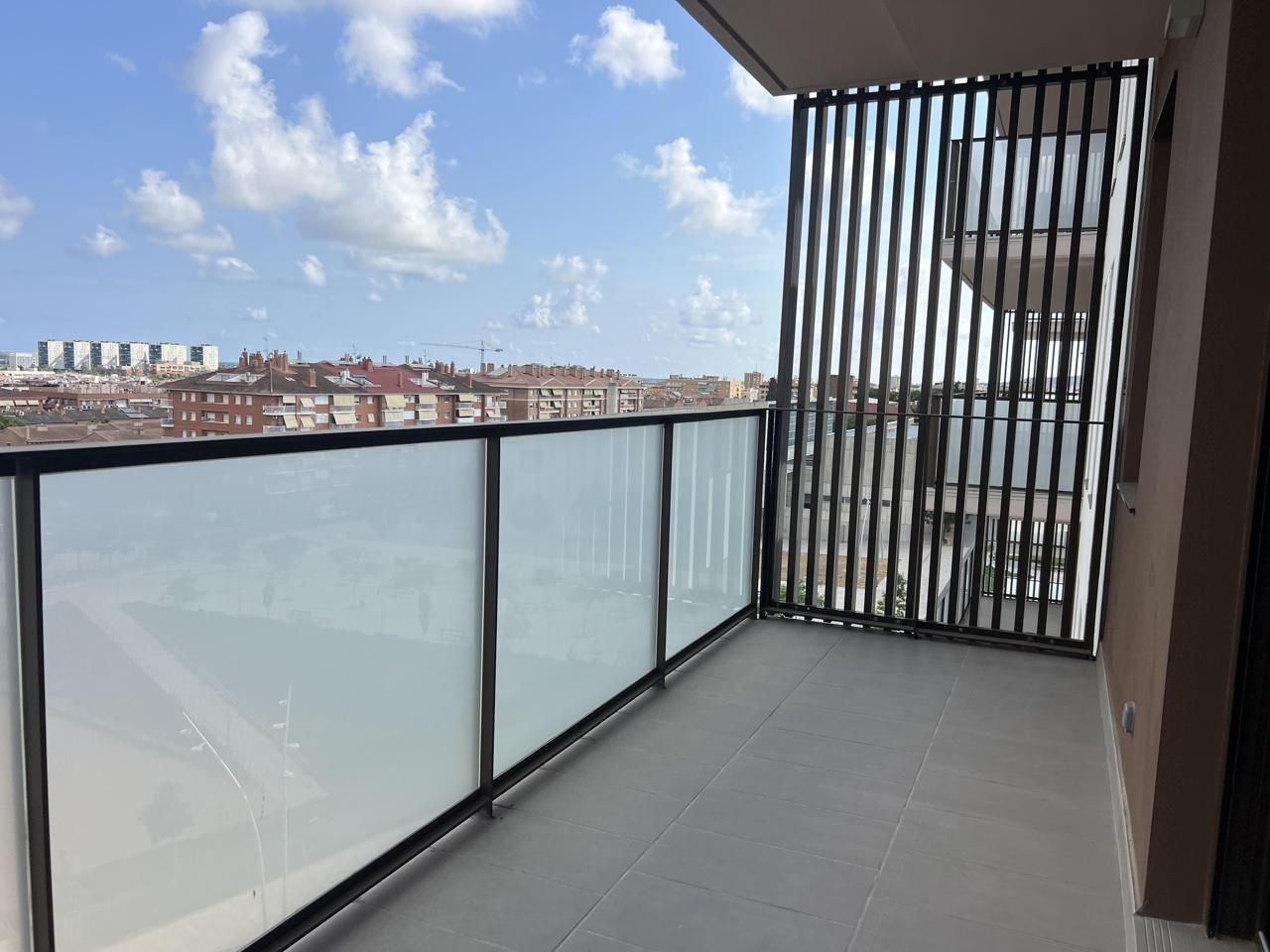 Terrassa de Pis de lloguer en Viladecans amb Aire condicionat, Terrassa i Piscina comunitària