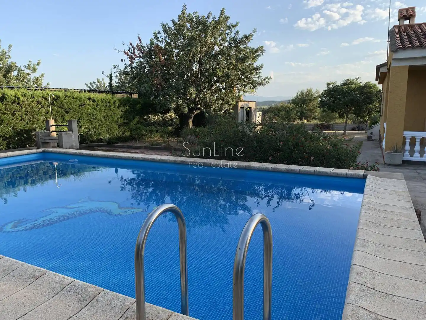 Piscina de Casa o chalet en venta en Chiva con Aire acondicionado, Jardín privado y Trastero