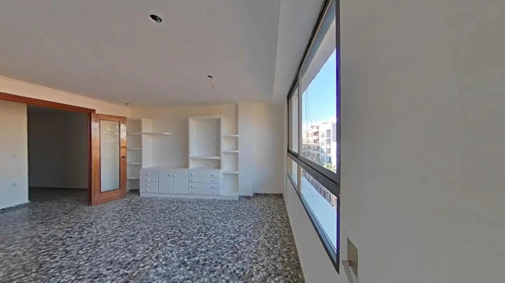Flat for sale in Torrent