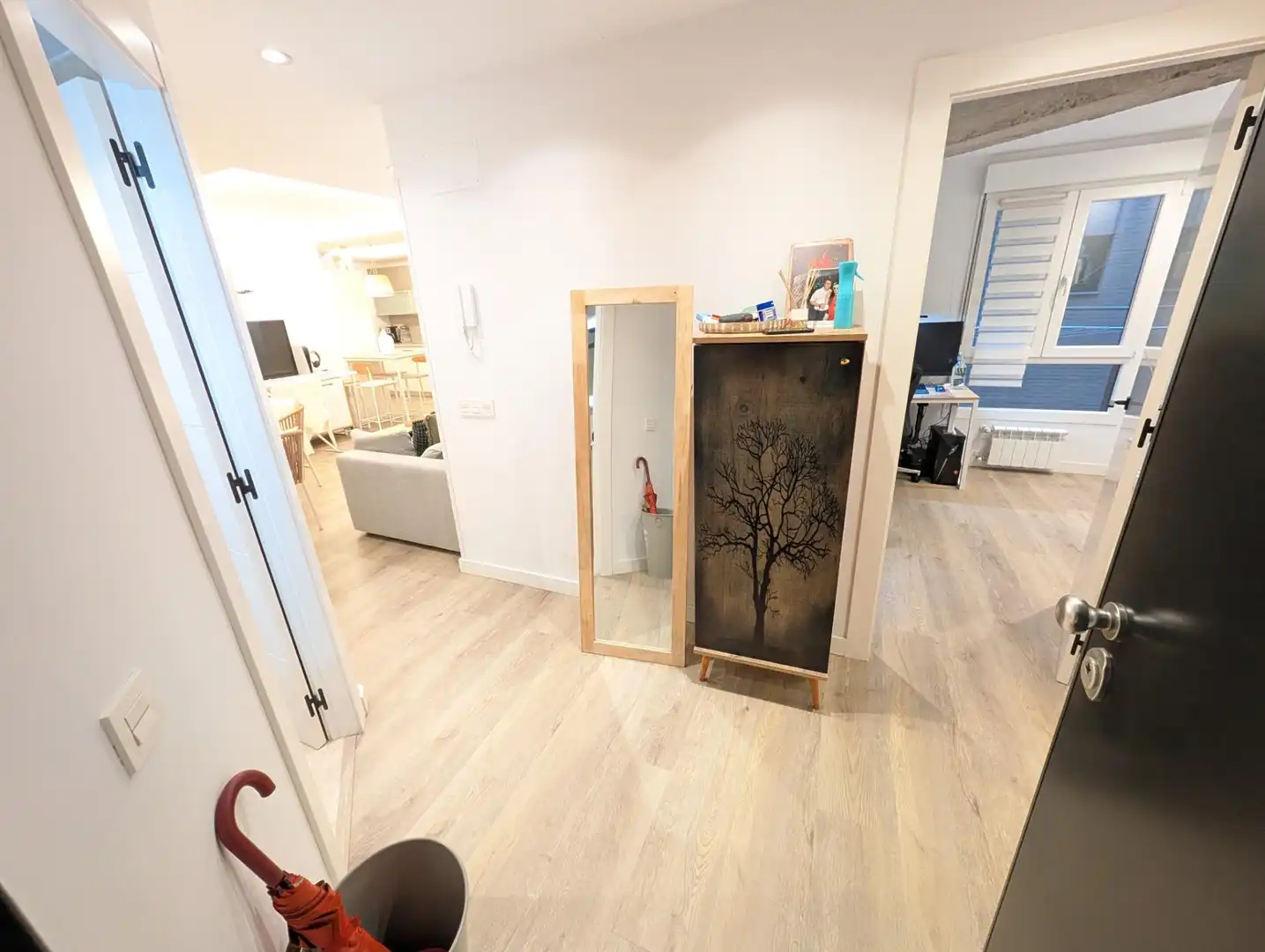 Habitación de Piso en venta en Oviedo  con Calefacción, Parquet y Terraza