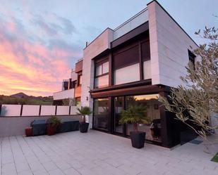 Exterior view of House or chalet for sale in Donostia - San Sebastián   with Terrace and Swimming Pool