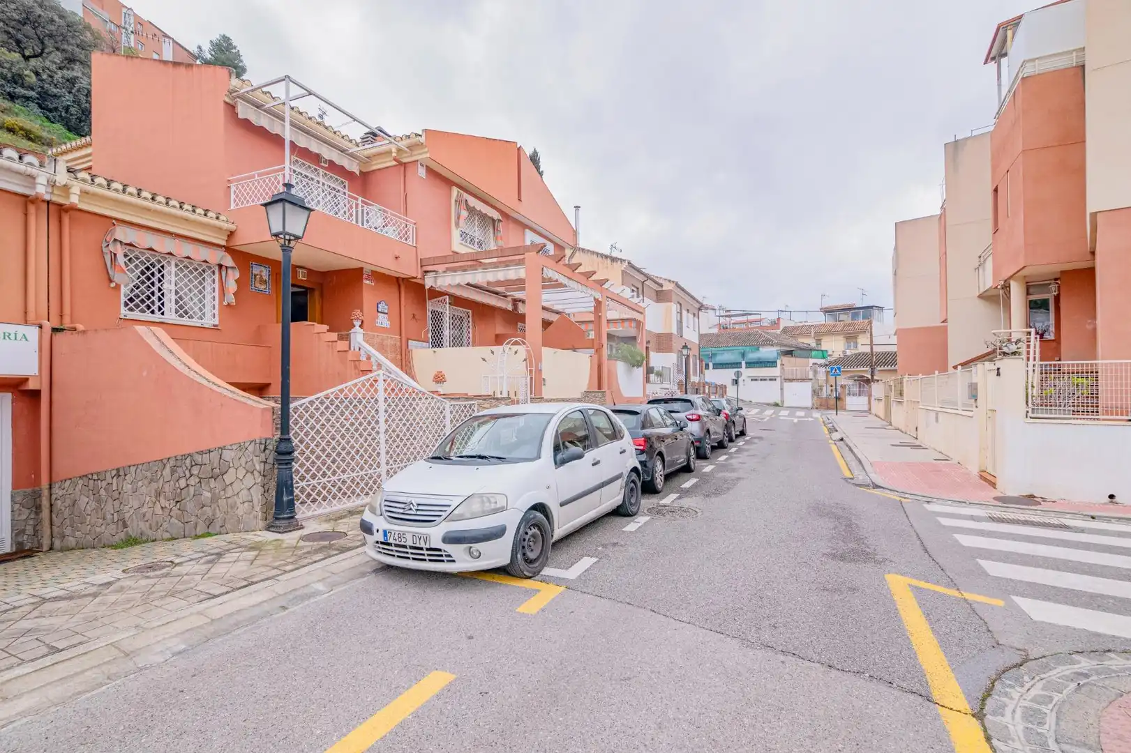 Parking of Detached homes for sale in Granada  with Air Conditioner and Heating