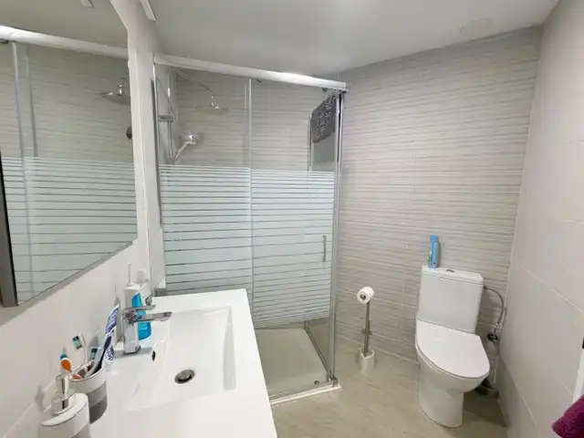 Badezimmer von Wohnung zur Miete in Puertollano mit Klimaanlage, Heizung und Möbliert