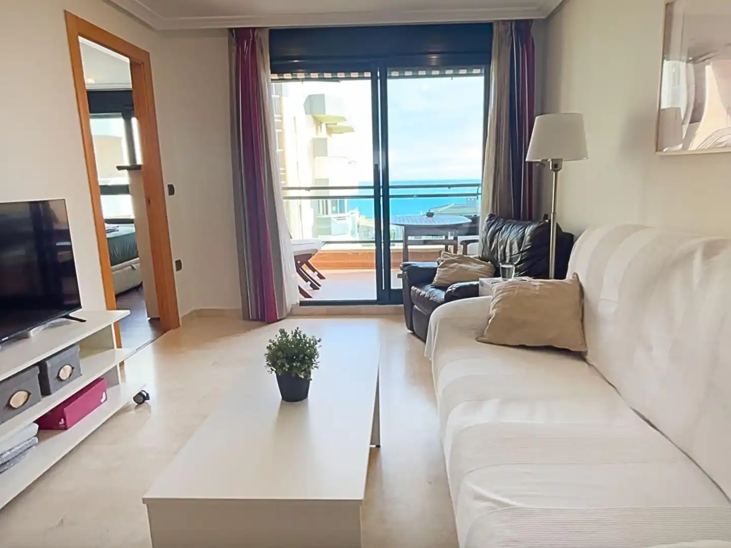 Apartamento con terraza en venta en Calle PUERTO RICO, imagen 4