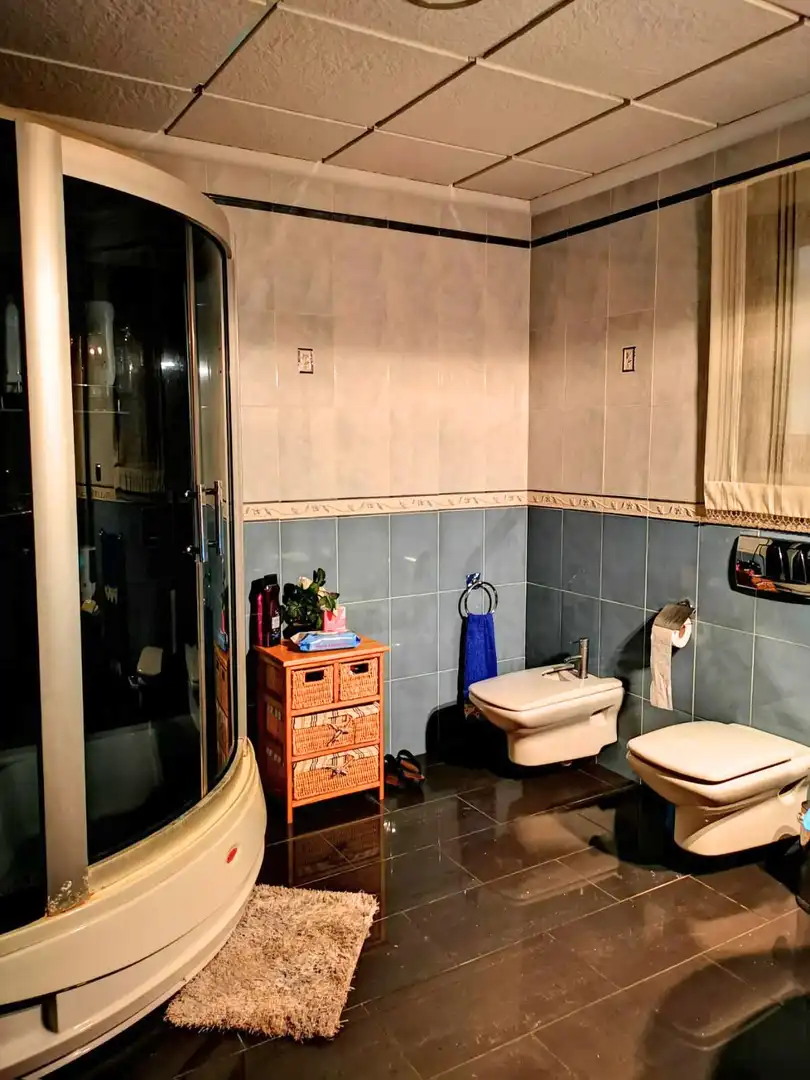 Bany de Casa o xalet en venda en Orihuela amb Jardí privat, Moblat i Balcó