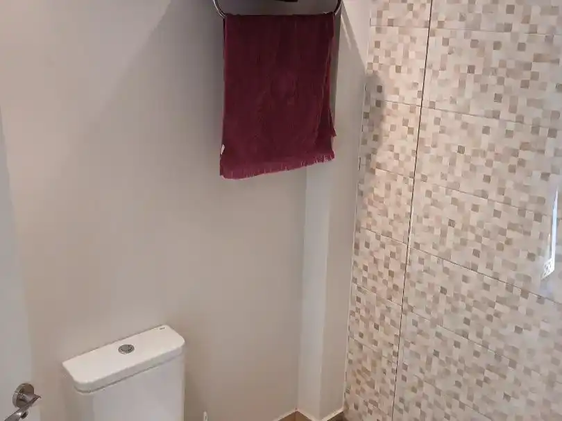 Bany de Apartament de lloguer en Mijas amb Aire condicionat i Piscina