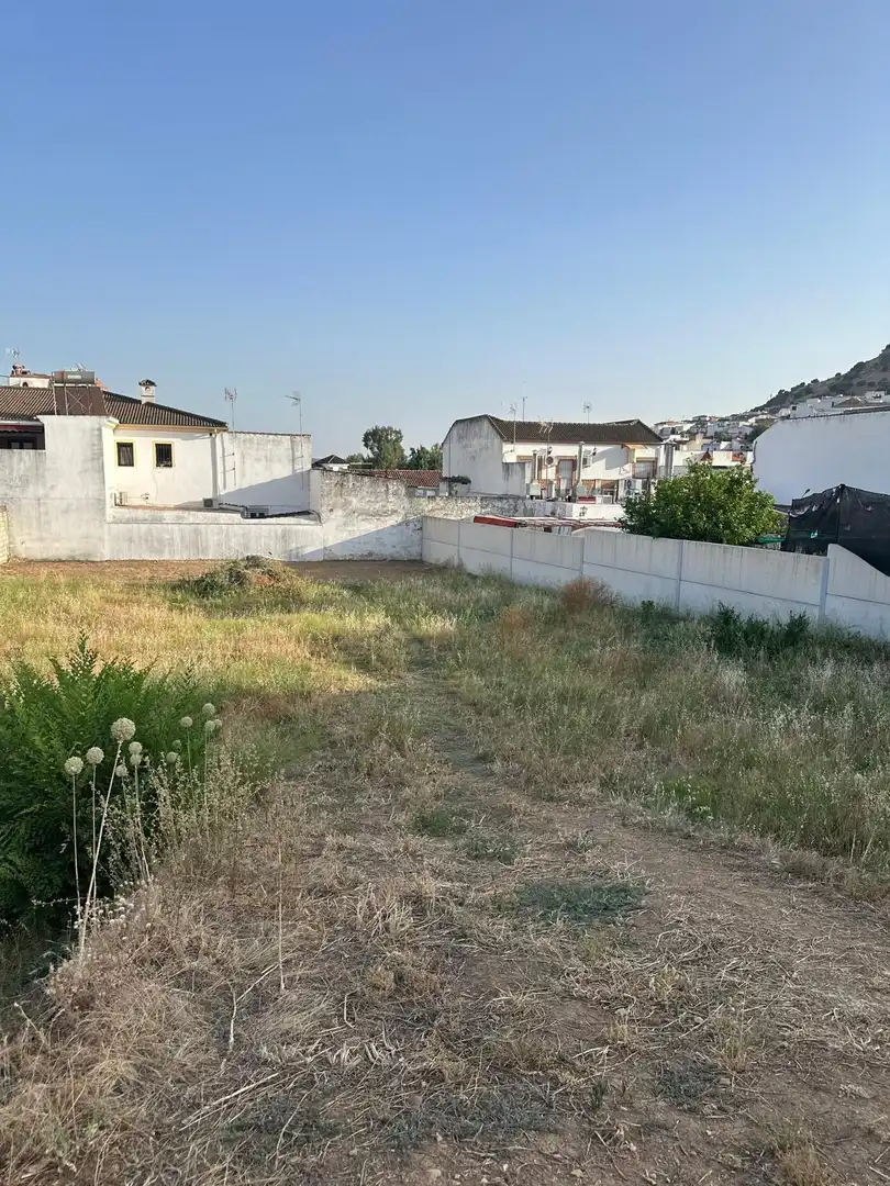 Residential land for sale in Almodóvar del Río