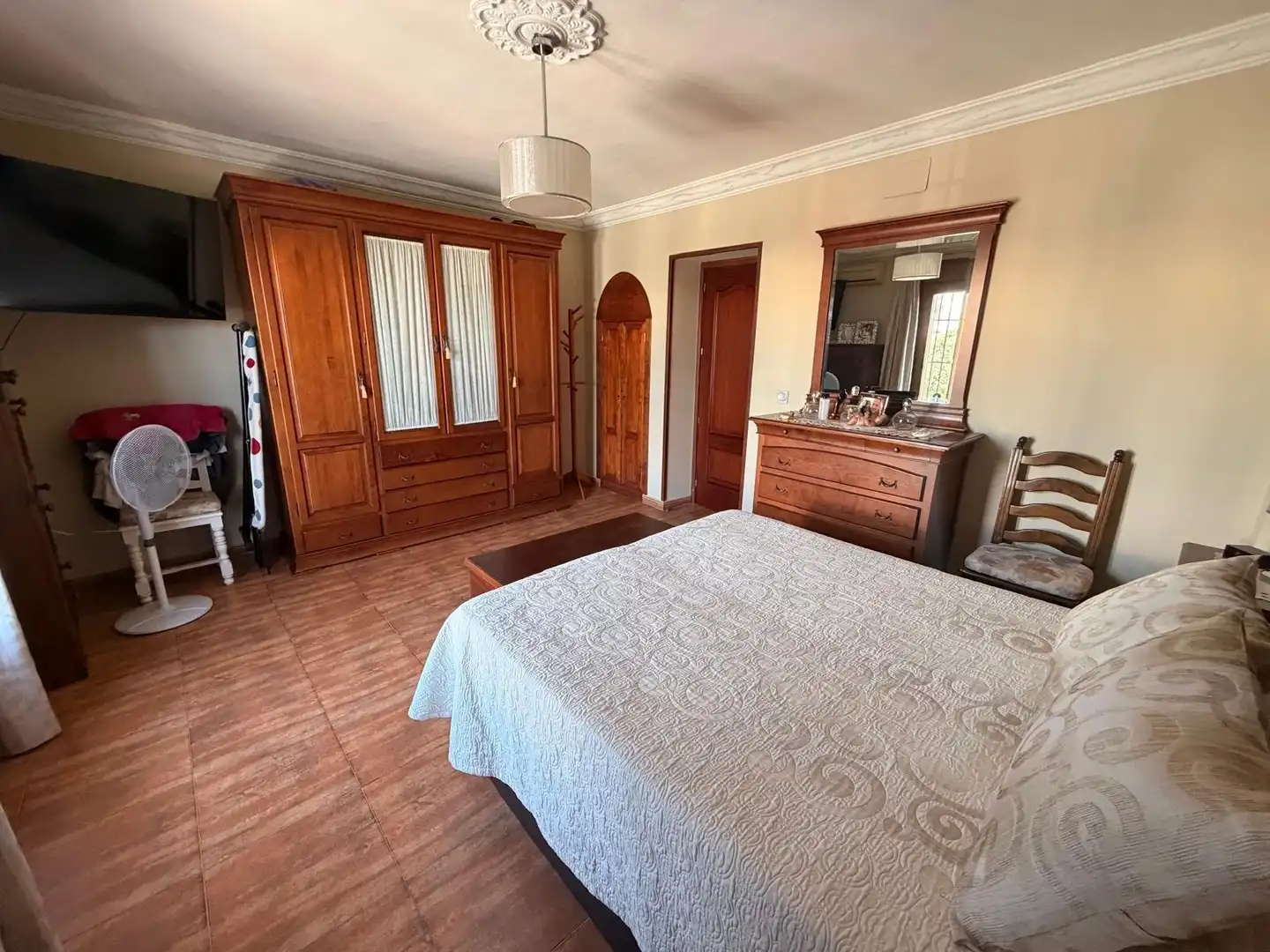 Dormitori de Casa o xalet en venda en Morón de la Frontera