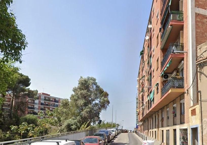 Exterior view of Planta baja for sale in Sant Feliu de Llobregat  with Balcony
