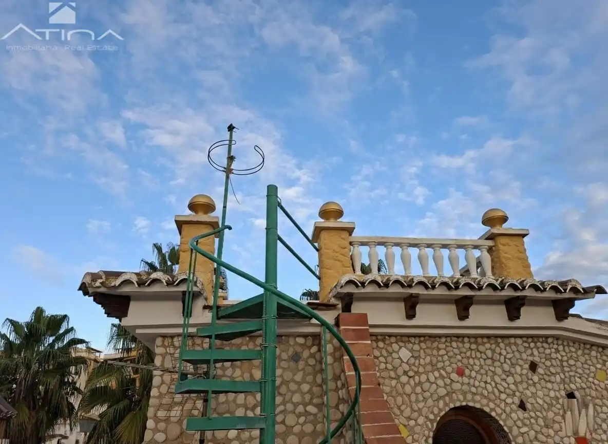 Vista exterior de Casa o chalet en venta en Gandia con Aire acondicionado, Jardín privado y Terraza