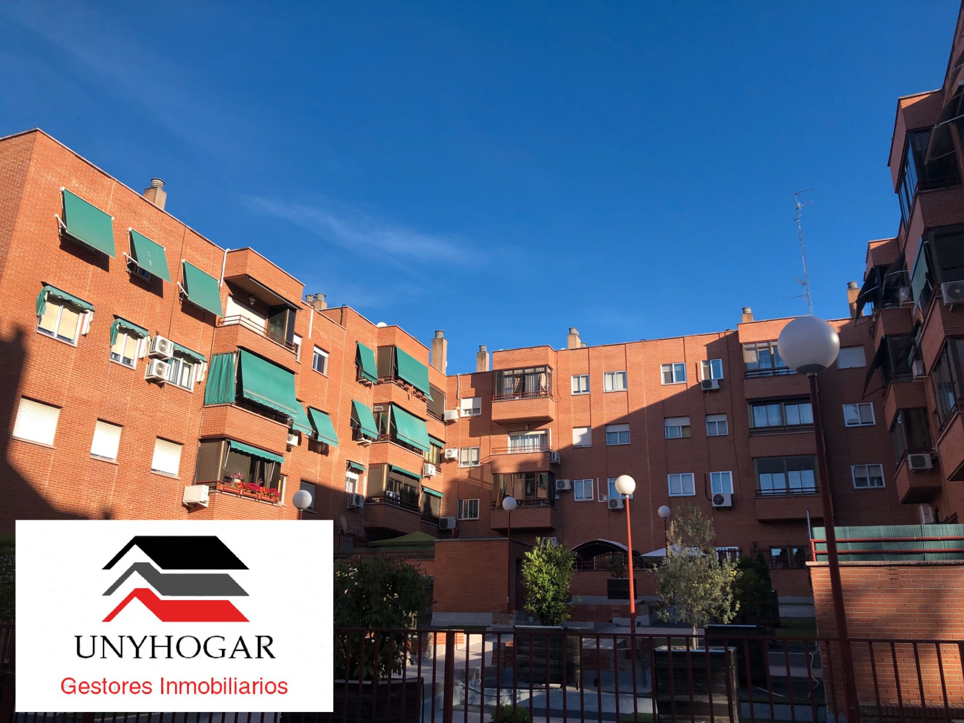 Exterior view of Flat for sale in San Fernando de Henares  with Air Conditioner, Heating and Parquet flooring