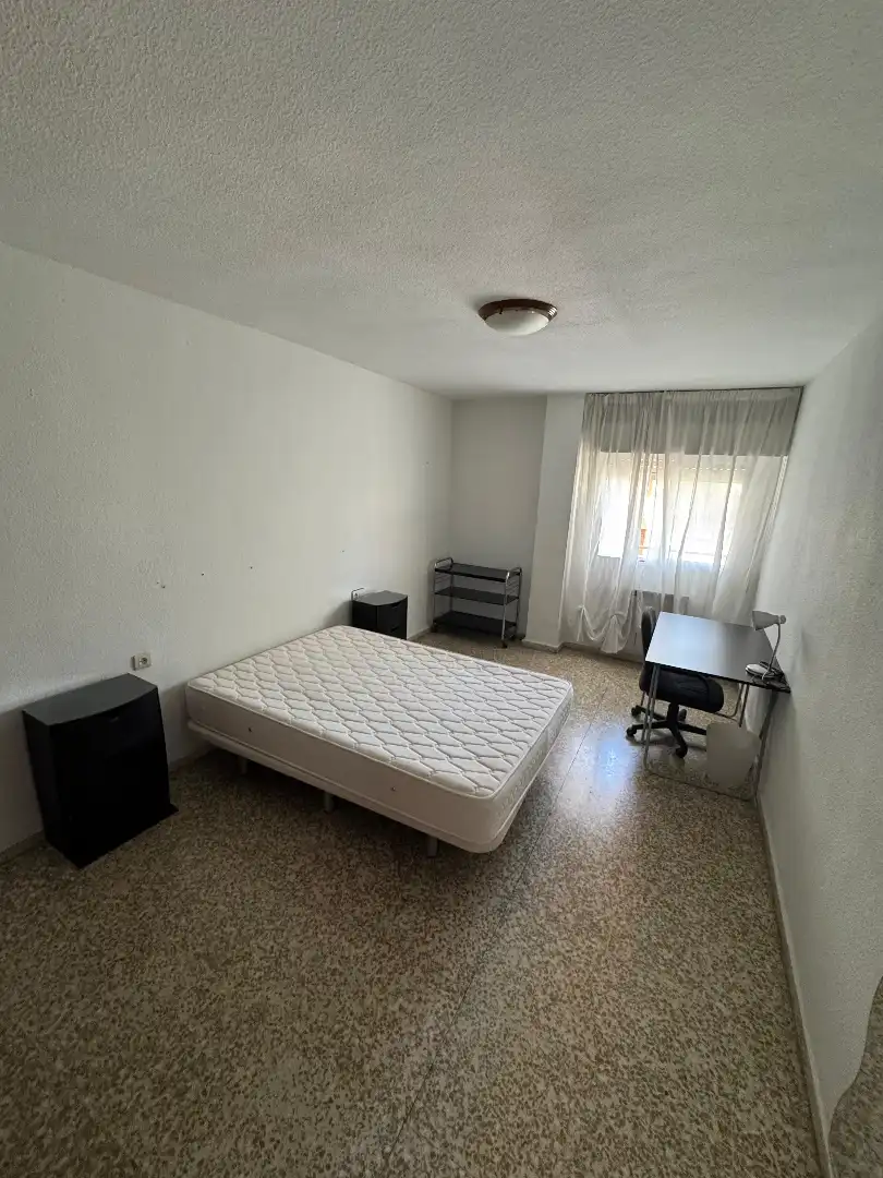 Flat for rent in Barrio de Zaidín