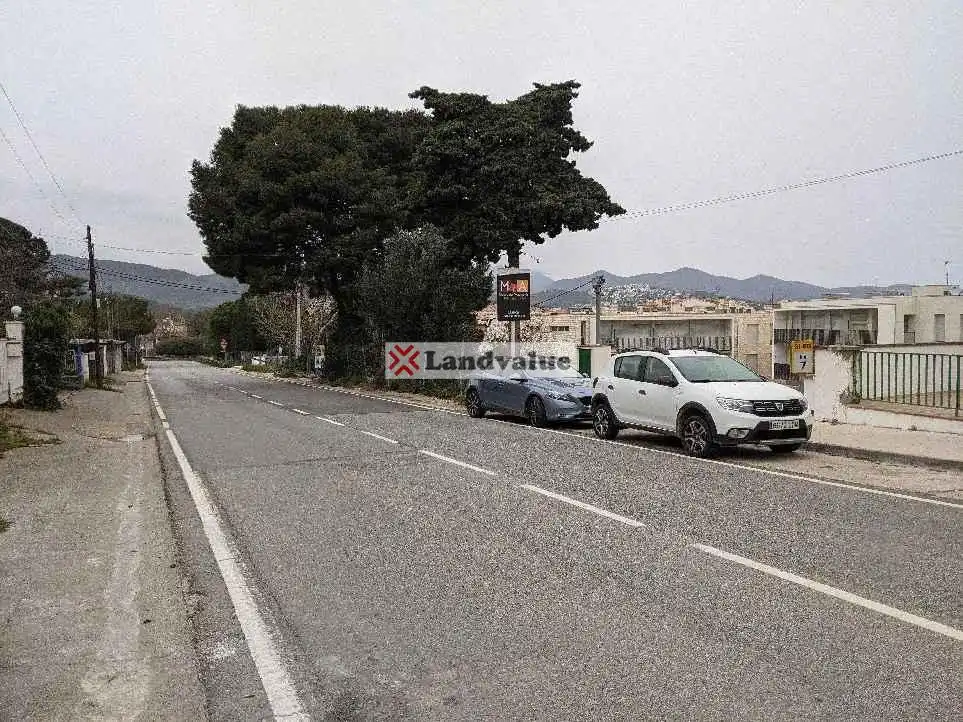 Residencial en venda en Llançà