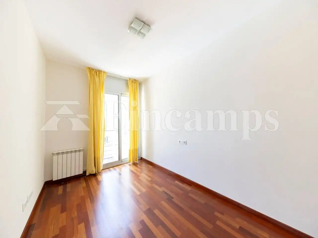 Schlafzimmer von Wohnung zum Verkauf in Sabadell mit Parkett, Abstellraum und Alarm