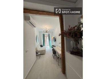 Wohnung mit Balkon zur Miete in Centro